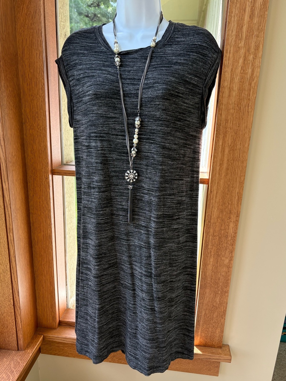 CLOTH & STONE Grey Heathered Lounge Dress & Jeweled Necklace Size Small